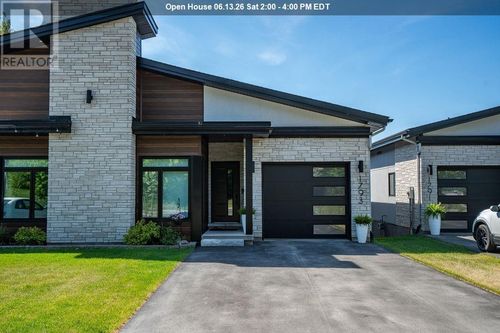 1793 Queen St E, Sault Ste. Marie, ON, P6A2G8 | Card Image