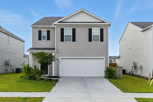 323 Bear Paw Ln, Summerville, SC, 29486-7071 | Card Image