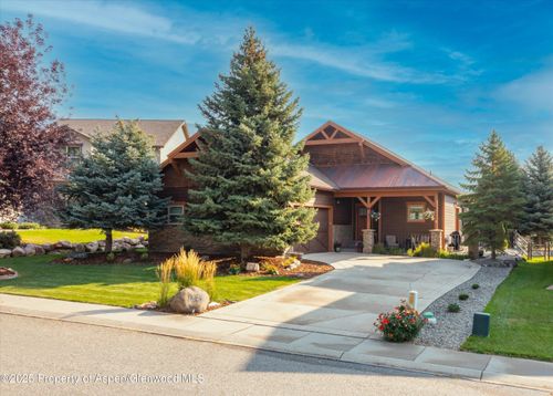 152 Blackhawk Dr, New Castle, CO, 81647-8501 | Card Image