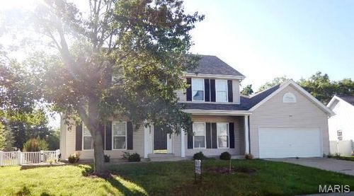887 Home Park Dr, Saint Peters, MO, 63376-1750 | Card Image