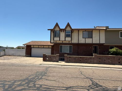 5509 S 2150 W, Roy, UT, 84067-4502 | Card Image