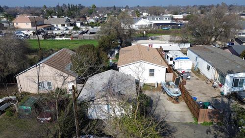 4049 Farmington Rd, Stockton, CA, 95215-7904 | Card Image