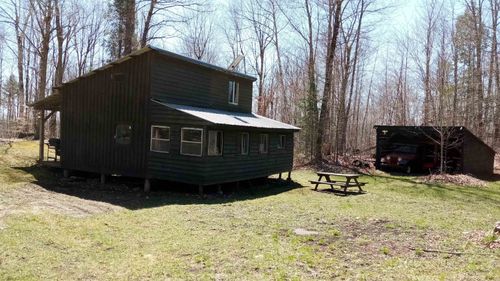 958 Vt Route 14, East Calais, VT, 05650-8175 | Card Image