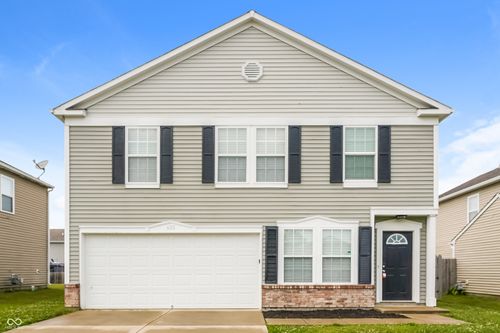 622 Greenway St, Greenwood, IN, 46143-6388 | Card Image