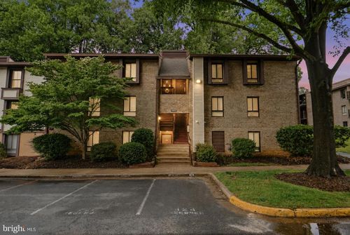 9022c-11650 Stoneview Sq, RESTON, VA, 20191-2930 | Card Image