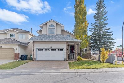 9051 Scurfield Dr Nw, House detached with 3 bedrooms, 3 bathrooms and 4 parking in Calgary AB | Image 1