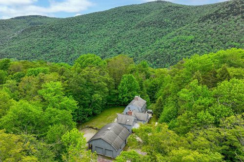 152 Wobbly Ln, Killington, VT, 05751-9644 | Card Image
