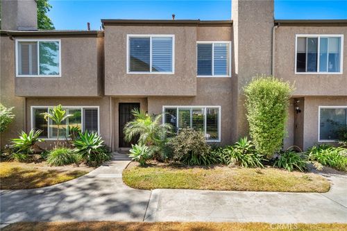 10853 Poly Ct, Fountain Valley, CA, 92708-1154 | Card Image