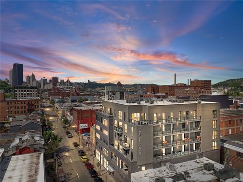 unit-204-2545 Penn Ave, Pittsburgh, PA, 15222-4620 | Card Image