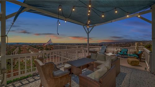 3126 Russell St, San Diego, CA, 92106-1936 | Card Image