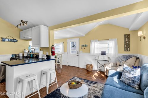 112 W Tide Way, Lavallette, NJ, 08735-1747 | Card Image