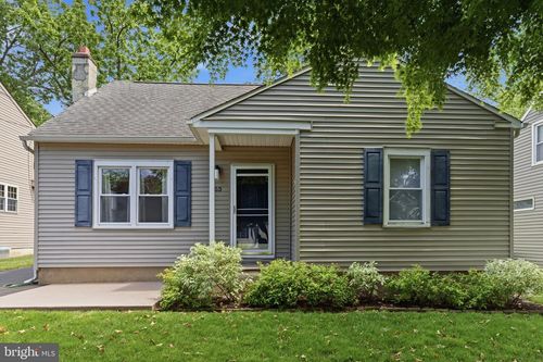 253 Gilpin Rd, WILLOW GROVE, PA, 19090-2423 | Card Image