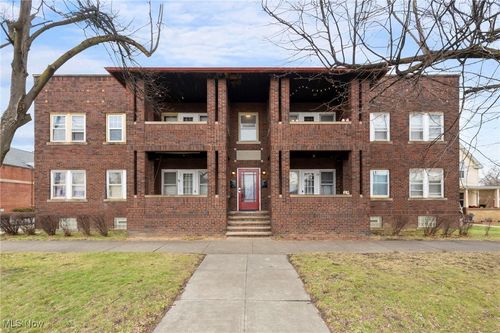 4764 Pearl Rd, Cleveland, OH, 44109-5133 | Card Image