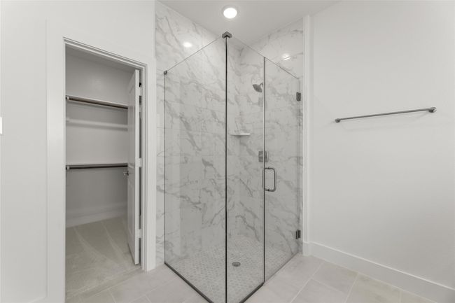 12707 Meadow Glen Bath 3 | Image 7