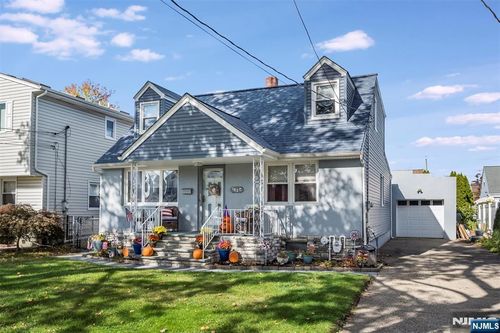 163 Hillman Dr, Elmwood Park, NJ, 07407-1350 | Card Image