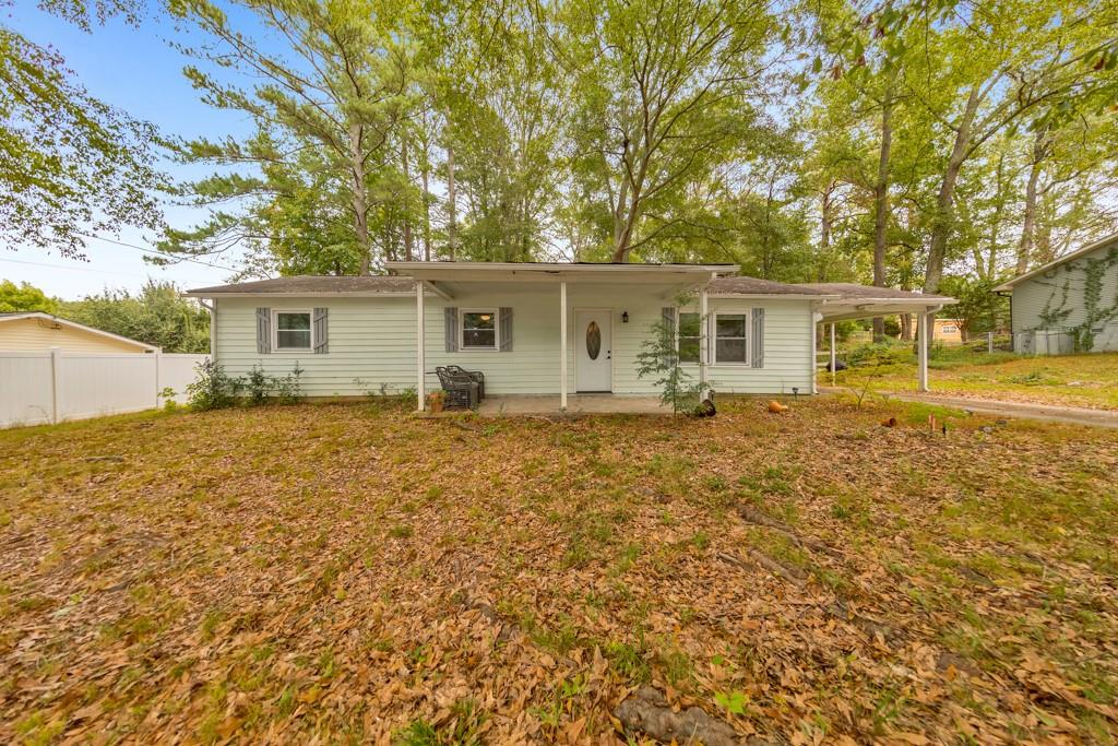 Vickie Dr, Hiram, GA 30141