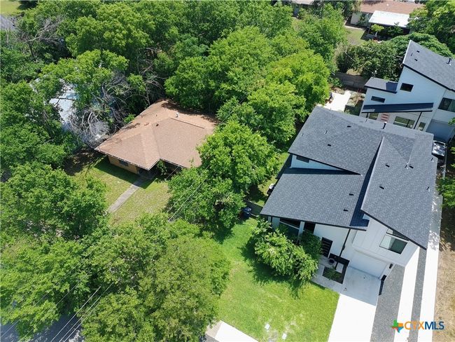 200 W Odell St, House other with 4 bedrooms, 2 bathrooms and null parking in Austin TX | Image 6
