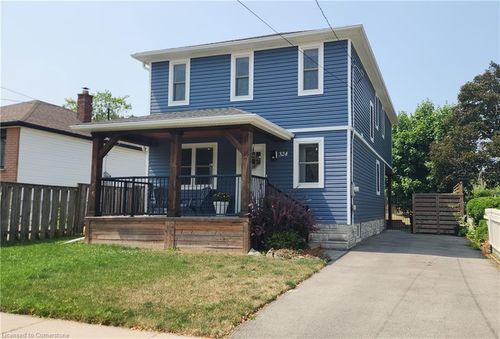 324 E 43rd St, Hamilton, ON, L8T3C7 | Card Image