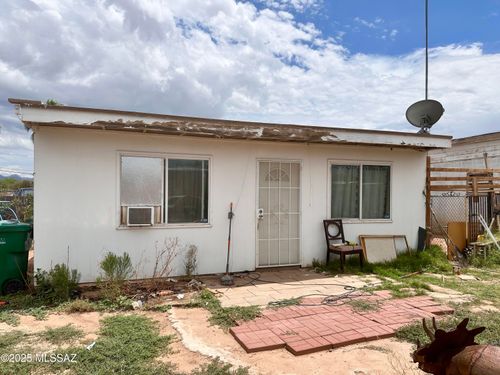 1217 W Hadley St, Tucson, AZ, 85705-1447 | Card Image