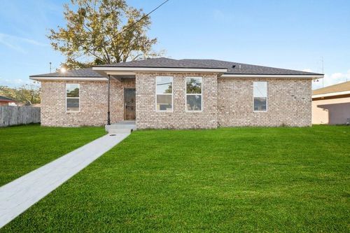 4924 Charlene Dr, New Orleans, LA, 70127-3322 | Card Image