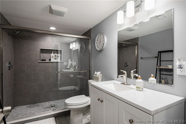 4652 Brush College Rd, Home with 4 bedrooms, 3 bathrooms and null parking in Floyds Knobs IN | Image 31