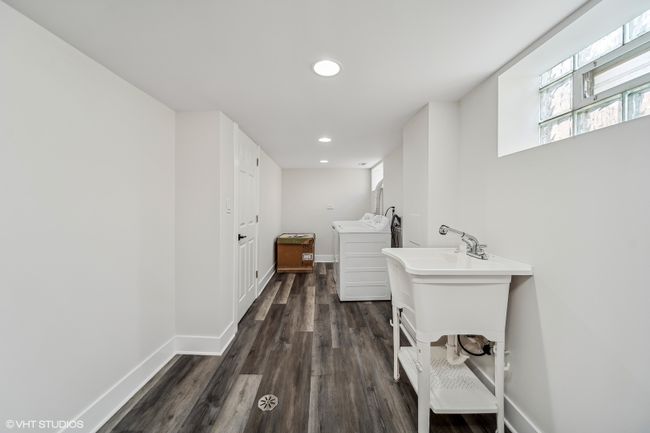 517 W 127 Th Street, House other with 2 bedrooms, 2 bathrooms and 1 parking in Chicago IL | Image 12