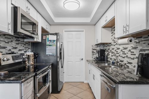 803 Shelter Cove Way, Oceanside, CA, 92058-6931 | Card Image