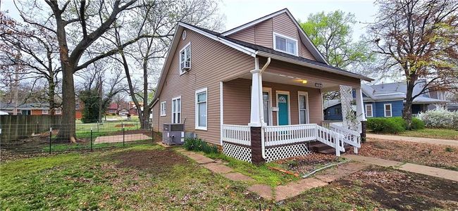 1324 S Main St, House other with 3 bedrooms, 1 bathrooms and null parking in Fort Scott KS | Image 4