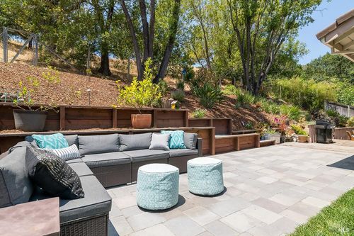 36 Spinosa Way, Novato, CA, 94945 | Card Image