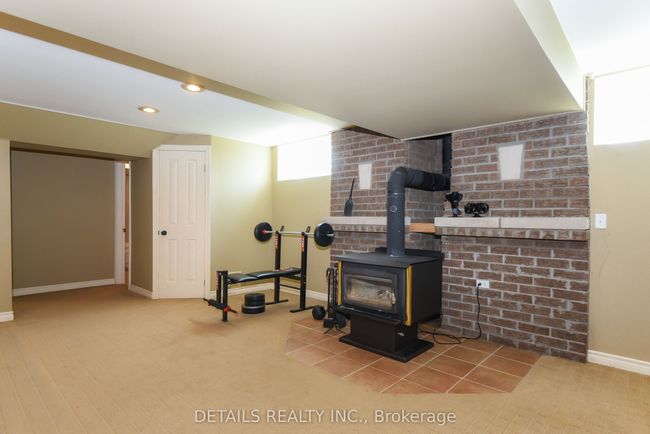 4848 Thunder Rd, House other with 4 bedrooms, 3 bathrooms and 4 parking in Carlsbad Springs ON | Image 30