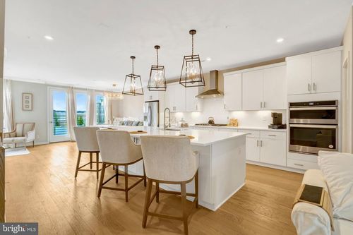 204-4763 Tatum Mill Way, CHANTILLY, VA, 20151-2142 | Card Image