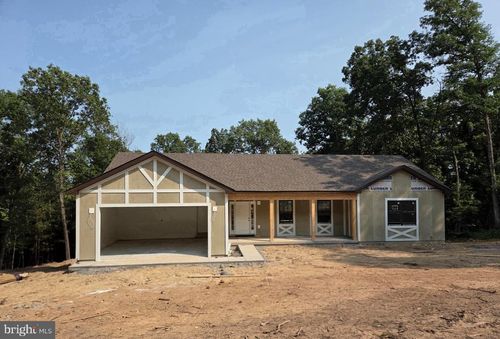 150 Four Seasons Drive E, Gore, VA, 22637 | Card Image