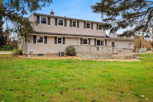 3608 Menasha Ave, Manitowoc, WI, 54220-1136 | Card Image