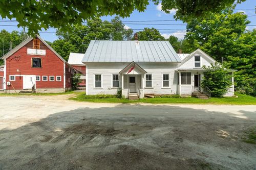 18 Oak Chapel Rd, Bridgewtr Cor, VT, 05035-9737 | Card Image