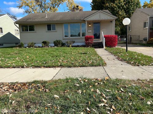 1032 Gilman St, Garden City, MI, 48135-3106 | Card Image