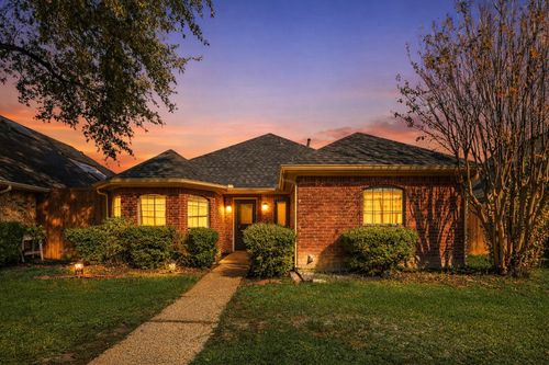 2801 Hickory Bend Dr, Garland, TX, 75044-7439 | Card Image