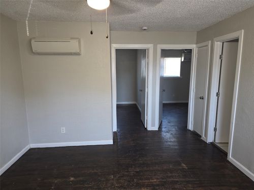 103-3910 Polly St, Dallas, TX, 75210-2954 | Card Image