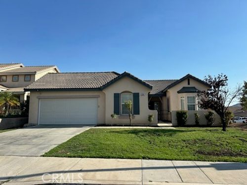 25119 Ridgemoor Rd, Menifee, CA, 92586-4600 | Card Image