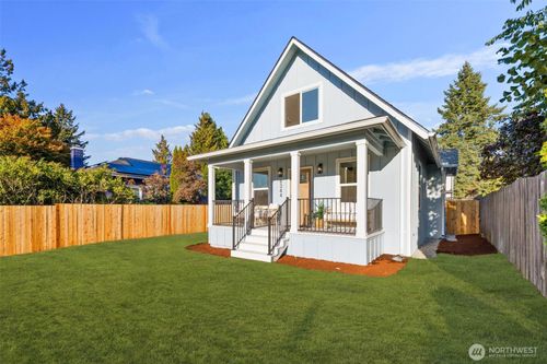 6344 37th Ave Sw, Seattle, WA, 98126-3018 | Card Image