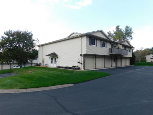 2477 Grenadier Ave N, Oakdale, MN, 55128-4319 | Card Image