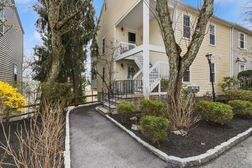 120 Carrollwood Dr, Tarrytown, NY, 10591-5207 | Card Image