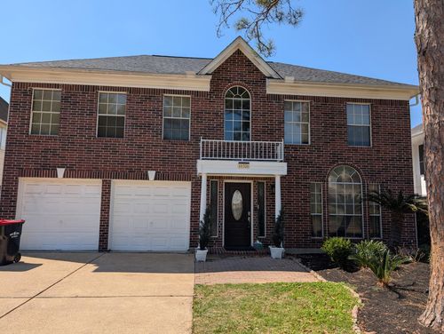 16326 Concord Falls Ln, Sugar Land, TX, 77498-7117 | Card Image