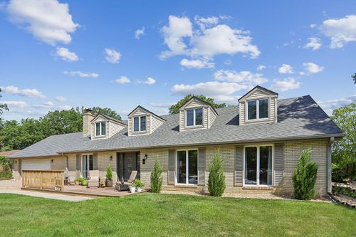 731 Schilling Dr, Dyer, IN, 46311 | Card Image