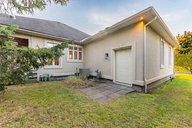 5422 Wadell Crt, House other with 4 bedrooms, 4 bathrooms and 6 parking in Manotick ON | Image 44