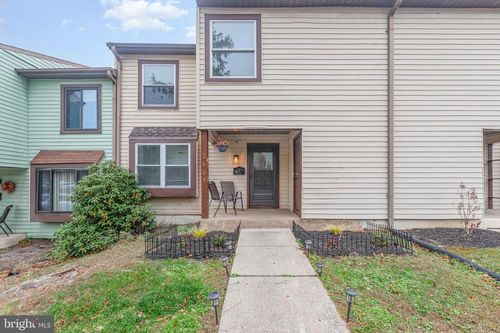 2609 Cranberry Cir, HARRISBURG, PA, 17110-3507 | Card Image