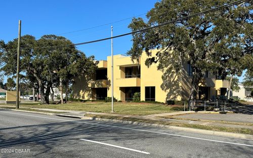 1-2111 S Ridgewood Ave, South Daytona, FL, 32119-3015 | Card Image