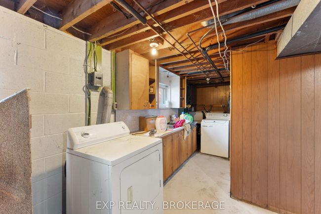 3454 Round Lake Road, House other with 3 bedrooms, 1 bathrooms and 8 parking in South Frontenac ON | Image 12