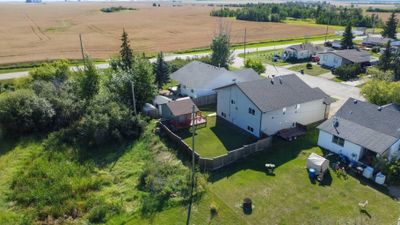 4503 50 St, House detached with 3 bedrooms, 2 bathrooms and 4 parking in Rycroft AB | Image 3