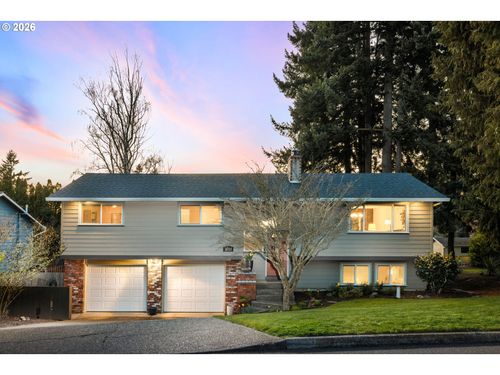 14323 Se Bonnie Way, Milwaukie, OR, 97267-2222 | Card Image