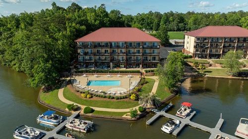 114-111 Lee St, Valley, AL, 36854 | Card Image